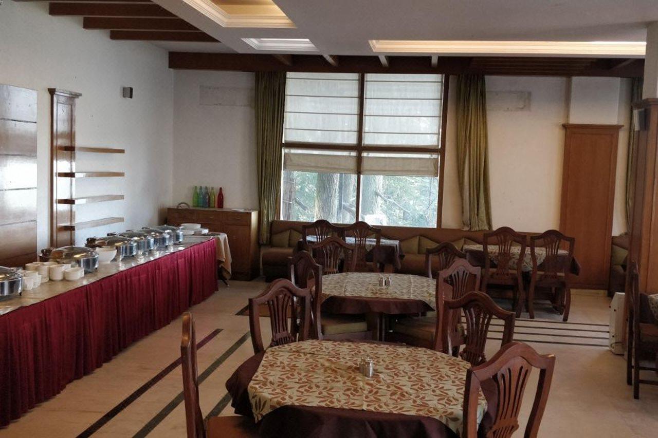 Hotel Landmark Shimla Buitenkant foto